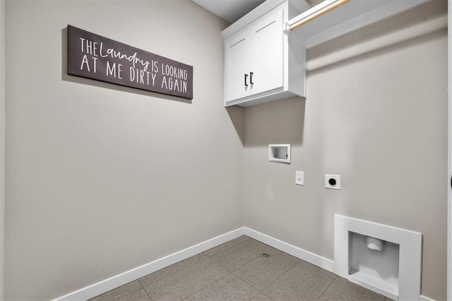19019 W 169th Pl, Olathe, KS 66062 - clothes washing area with cabinet space, baseboards, hookup for an electric dryer, and hookup for a washing machine