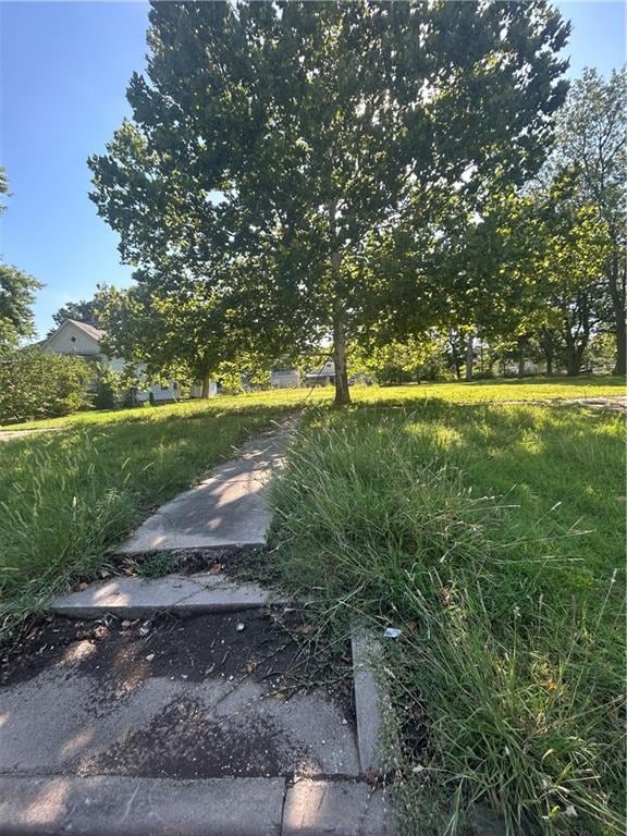 208 S 13th St, Independence KS, 67301 land for sale