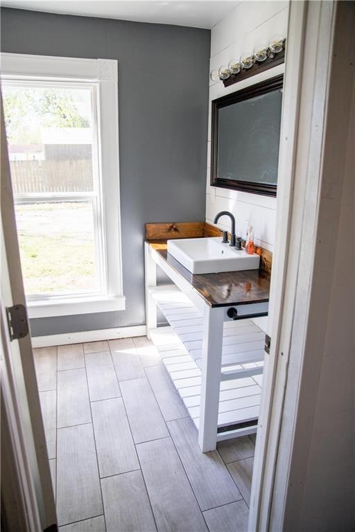 bathroom with sink