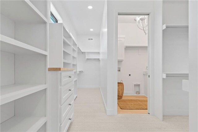 1816 NE Lashbrook Cir, Lees Summit, MO 64086 - spacious closet with visible vents