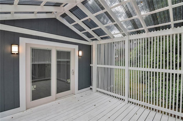 6825 Walrond Ave, Kansas City, MO 64132 - view of deck