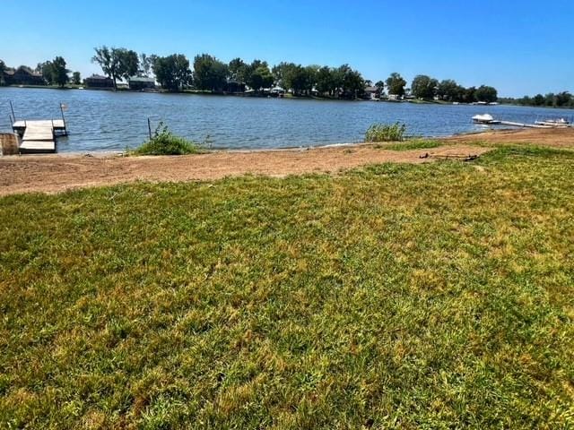 112 Richards Ln, Big Lake, MO 64437