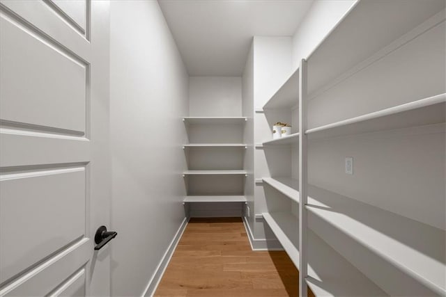 8720 N Lewis Ave, Kansas City, MO 64157 - view of pantry