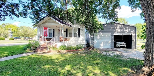 view of front of house with a front yard and covered porch