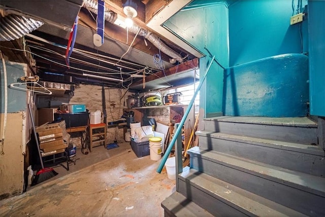 3917 Benton Blvd, Kansas City, MO 64130 - unfinished below grade area with stairs