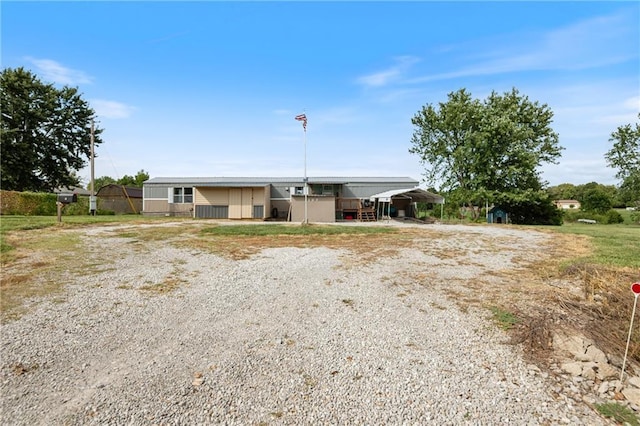 view of front of property