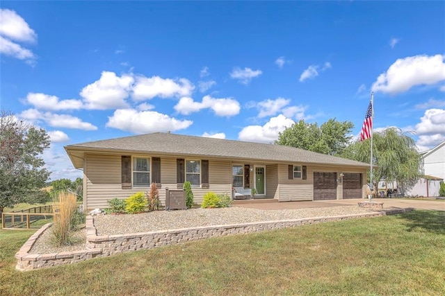 single story home with a front lawn and covered porch