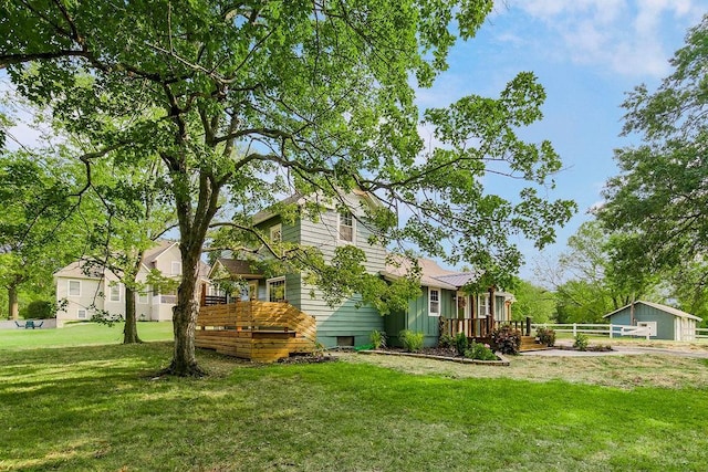 exterior space featuring a lawn