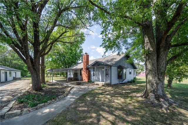 ranch-style home featuring a carport