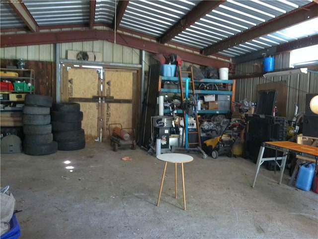 27061 Willow Dr, Paola, KS 66071 - view of garage