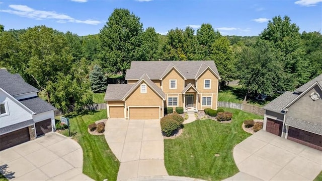 view of front of house featuring a front lawn