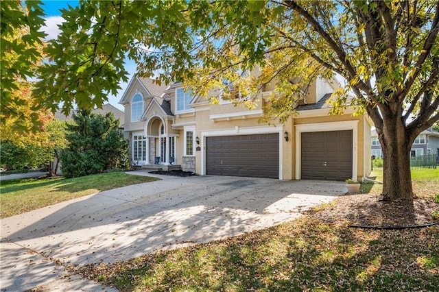 view of front property featuring a garage