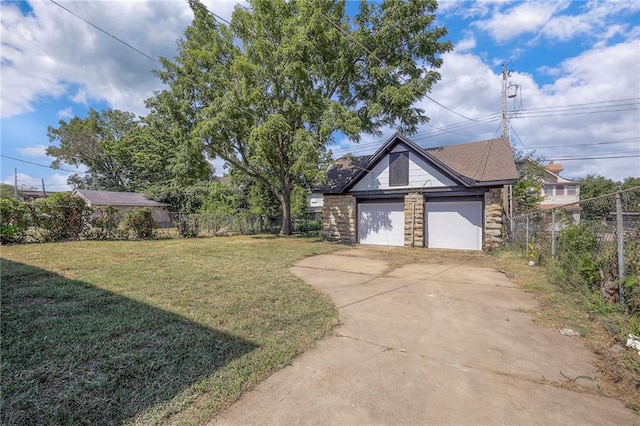 view of yard featuring a garage