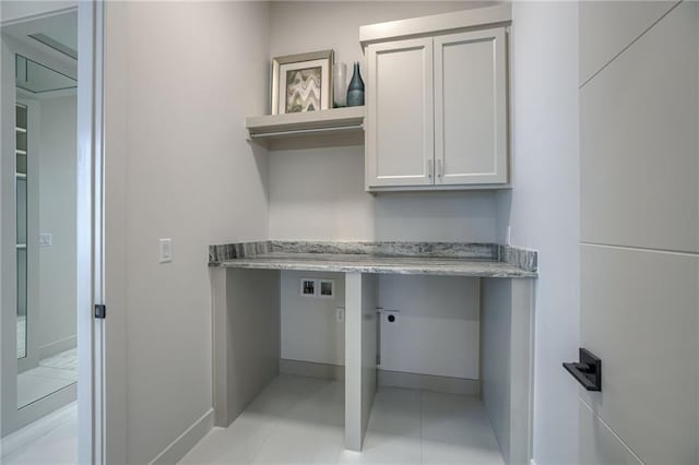 4511 W 136th St, Leawood, KS 66224 - unfurnished office featuring baseboards and built in desk