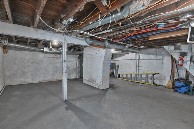 3229 Wayne Ave, Kansas City, MO 64109 - view of unfinished basement