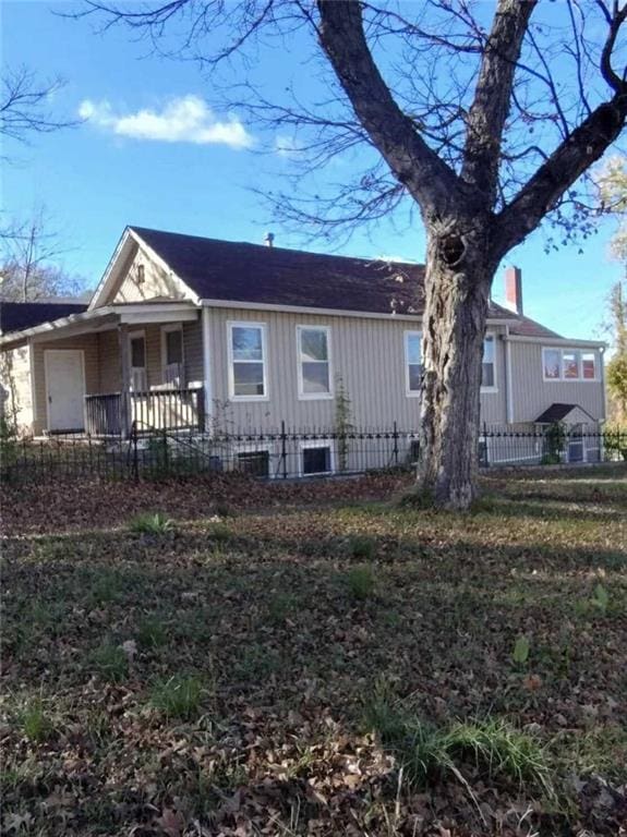 600 Oak St, Leavenworth, KS 66048 - photo 1