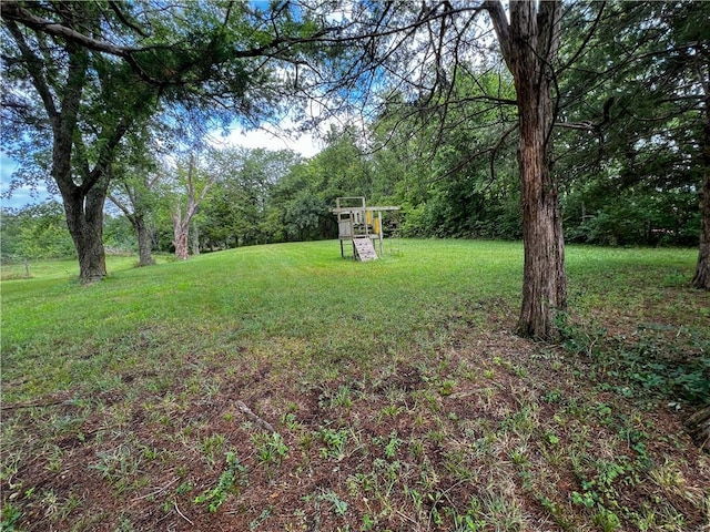 view of grassy yard
