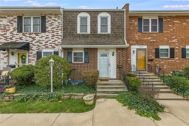 view of townhome / multi-family property