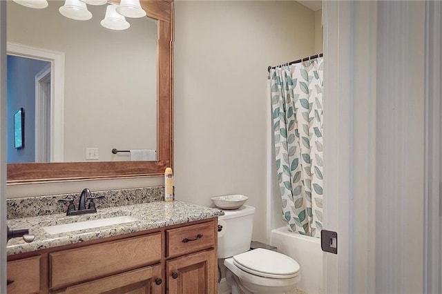 4602 NW Verona Dr, Riverside, MO 64150 - bathroom with vanity, toilet, and shower / bathtub combination with curtain