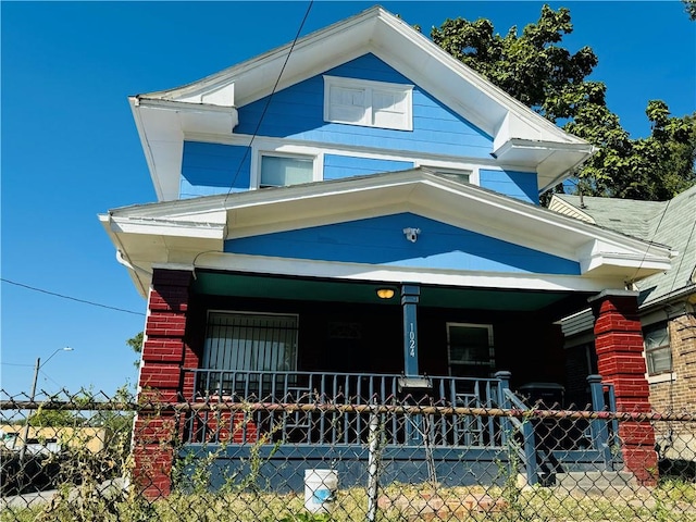 view of front of house featuring covered porch