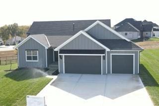 view of front of home featuring a front lawn