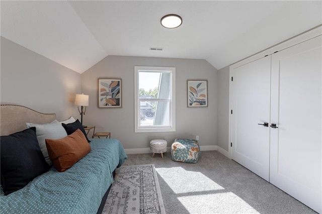 12850 N Arbor Way, Platte City, MO 64079 - bedroom featuring vaulted ceiling and carpet flooring