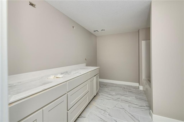13408 S Woodland Ranch Dr, Lone Jack, MO 64086 - photo 20