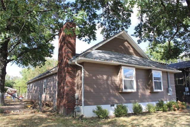 view of home's exterior