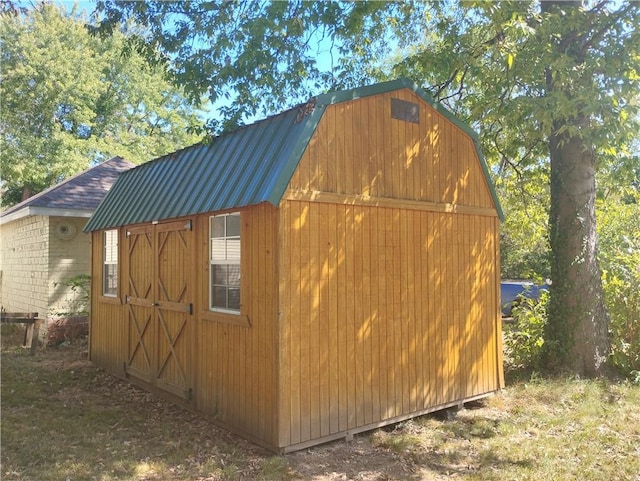 view of outdoor structure