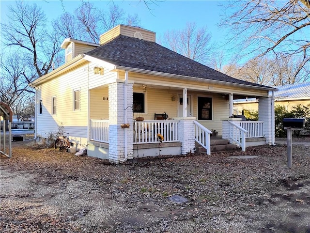 view of front of house with a porch