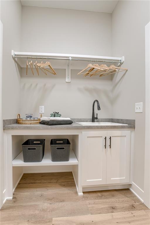 11475 S Roundtree St, Olathe, KS 66061 - photo 25