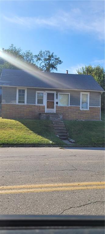 1300 Barnett Ave, Kansas City, KS 66102 - photo 24