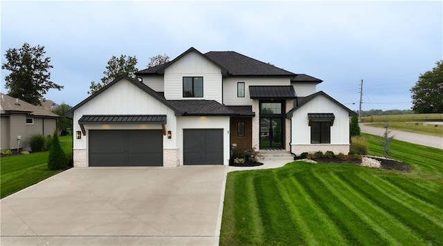 modern farmhouse featuring a front yard