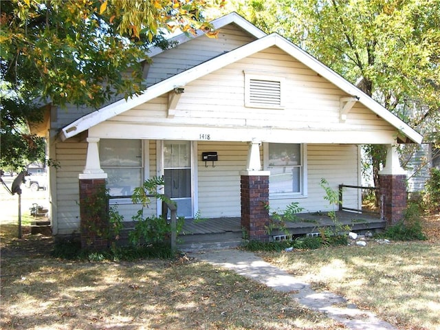 bungalow-style home with covered porch