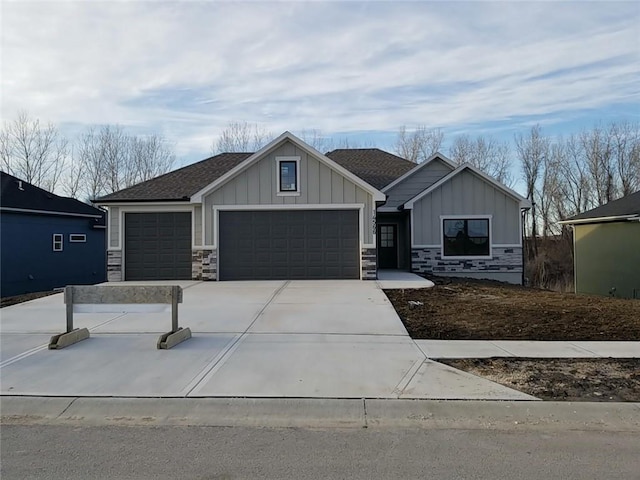 view of front of home with a garage