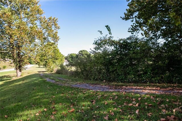 72nd St, Parkville, MO 64152
