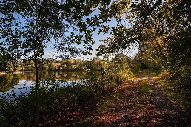 72nd St, Parkville, MO 64152