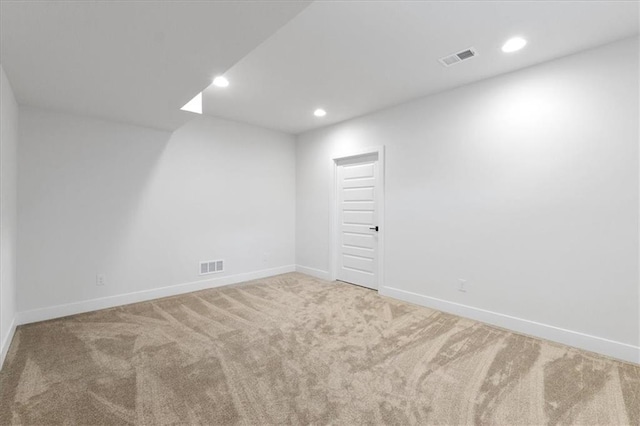 empty room with carpet