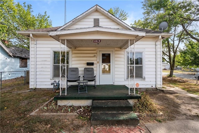 view of front facade with a porch