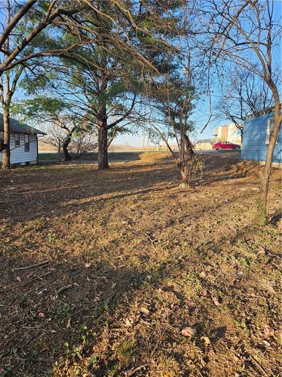 11105 E US-24 Hwy, Independence, MO 64054 - photo 1