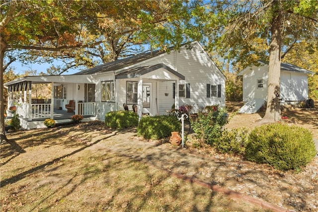 bungalow with a porch