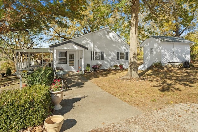 view of front of home