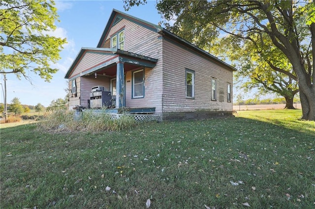 exterior space with a yard