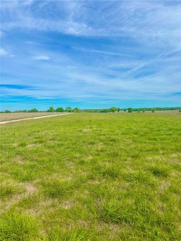 Listing photo 2 for 000000 Cedar Niles Rd, Paola KS 66071