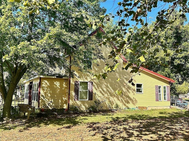 view of side of property