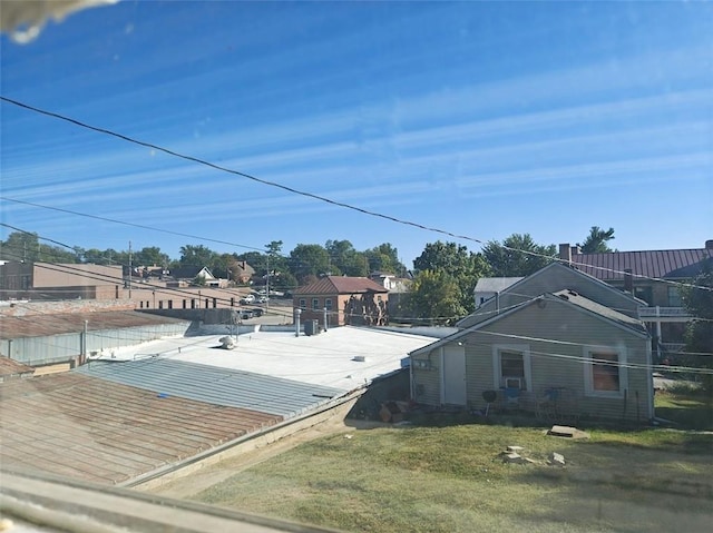 exterior space with a front yard