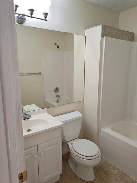 517 1st St, Platte City, MO 64079 - bathroom with toilet, vanity, and shower / bath combination
