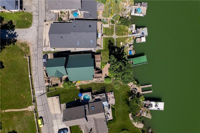 27 Beach Dr, Lake Tapawingo, MO 64015 - view of property location featuring a large body of water