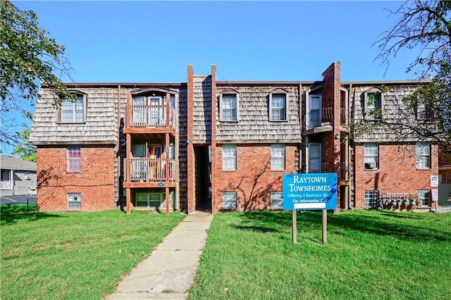 view of building exterior