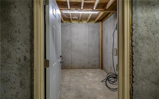 bathroom with concrete flooring